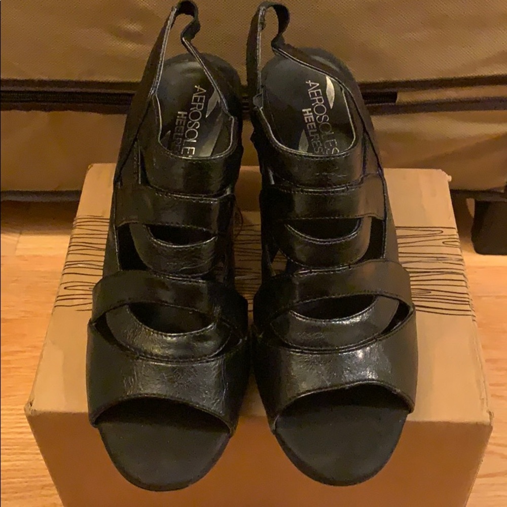 Sandal